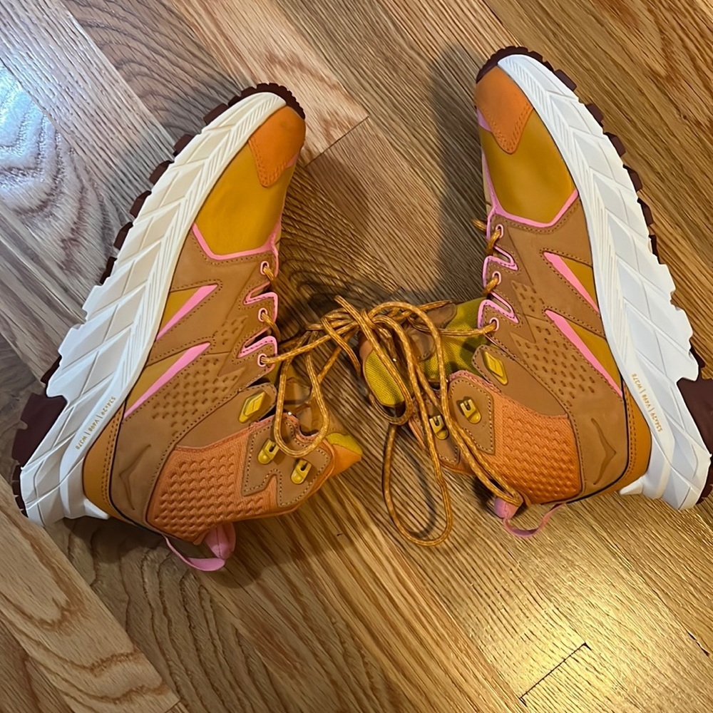 Woman’s Hoka Anacapa Gore-Tex Hiker Sneaker Size 9 NEW - Picture 8 of 15